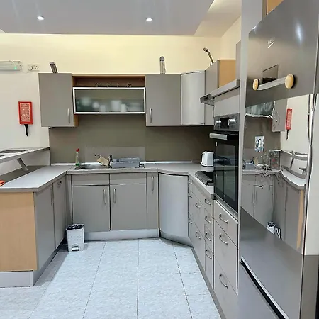 Paceville 2 Bedrooms Apartment